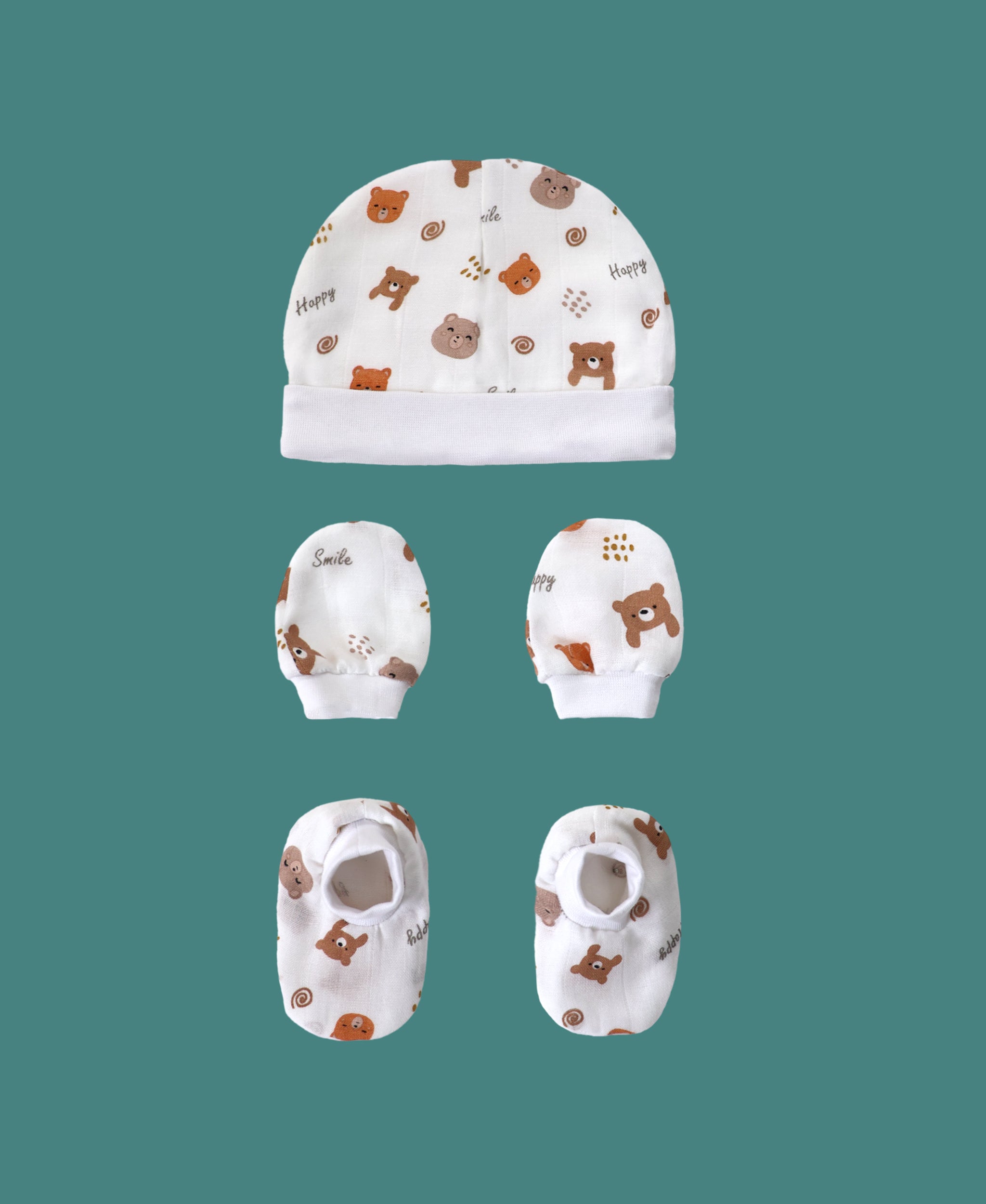 Organic muslin happy panda print newborn cap mittens booties set by Maa Toddlers India